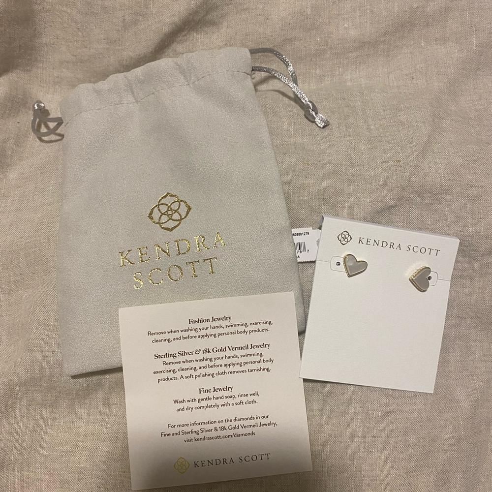 Kendra Scott Earrings